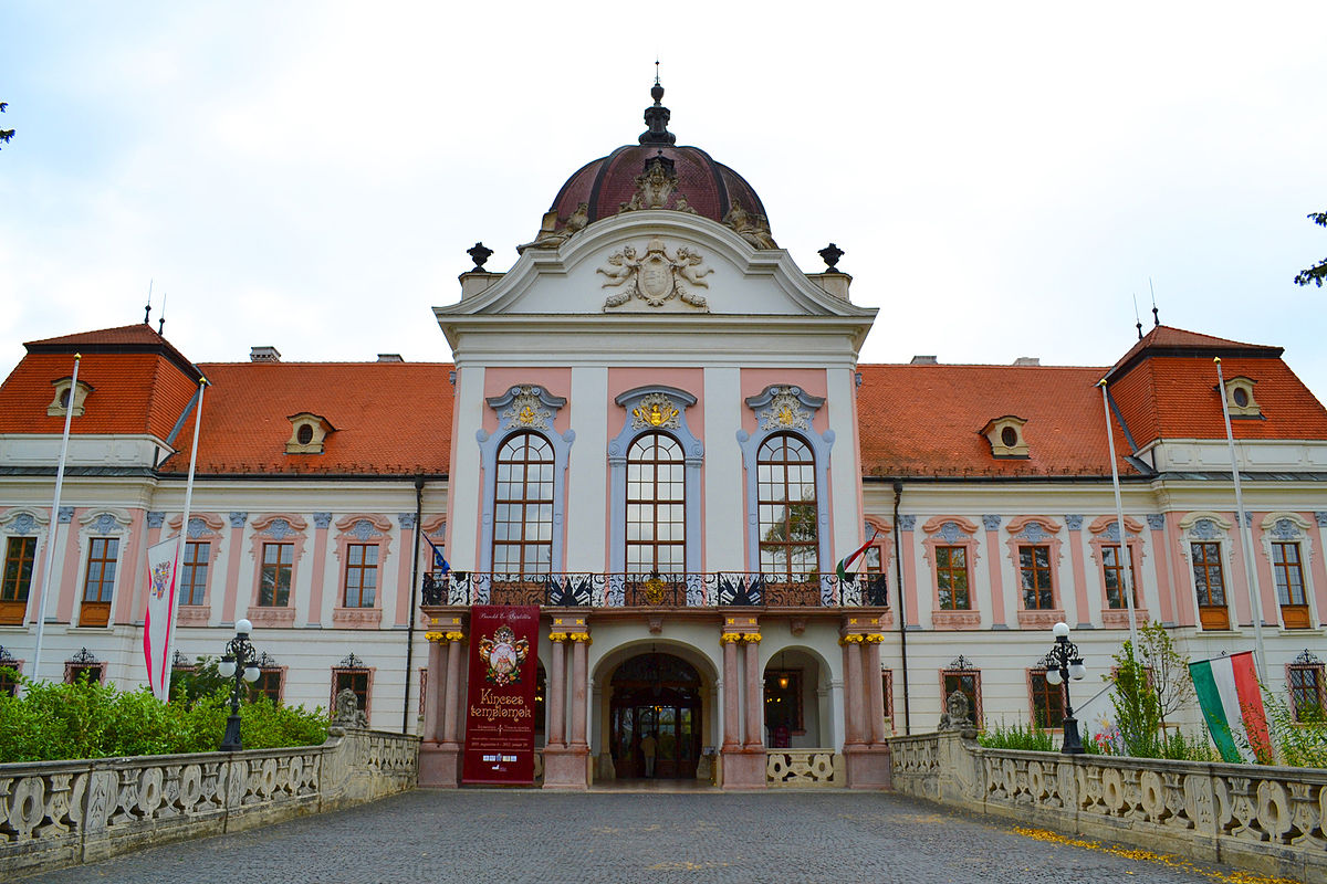 A gödöllői Grassalkovich-kastély. Fotó: Wikipédia