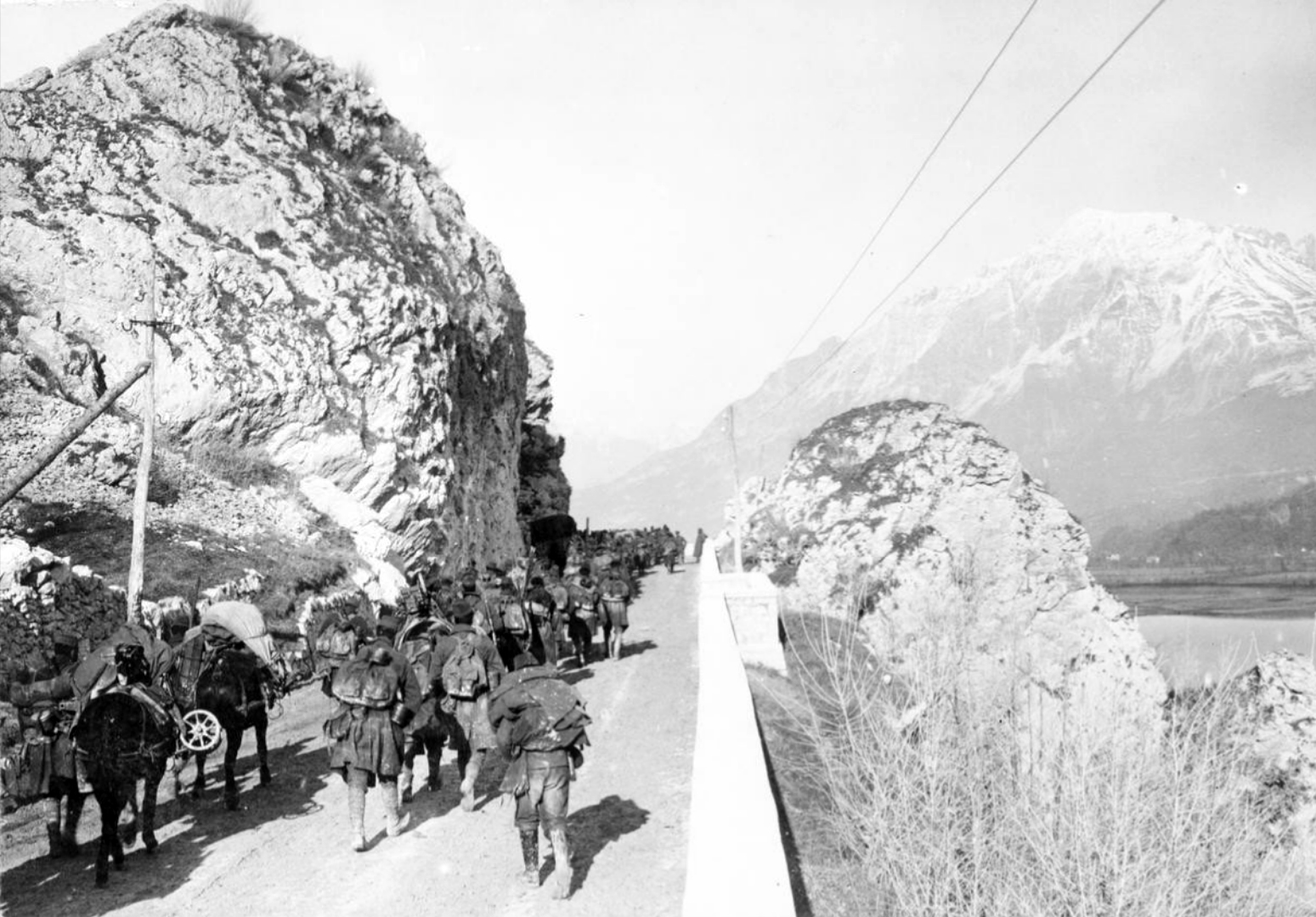 Visszavonuló osztrák-magar csapatok