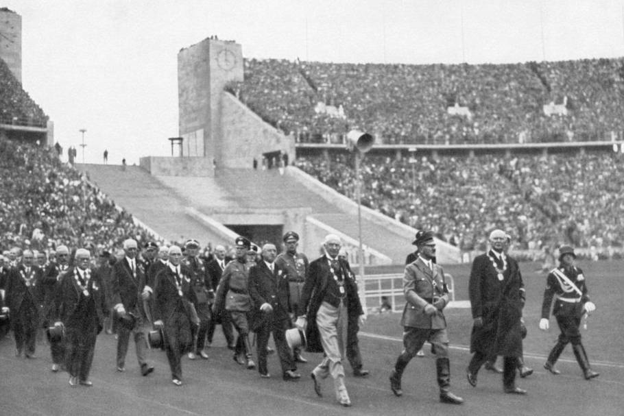 A házigazda bevonulása: Adolf Hitler az 1936-os berlini olimpia megnyitóján
