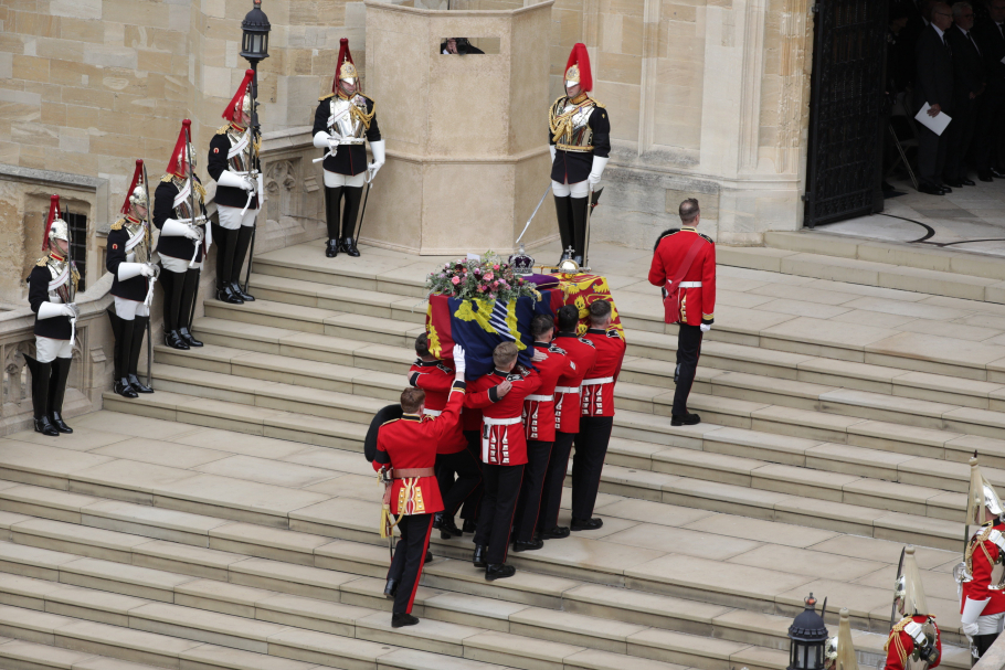 II Erzsébet temetése