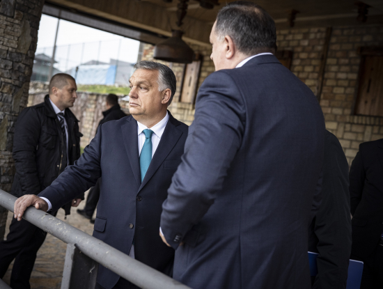 Orbán és Dodik
