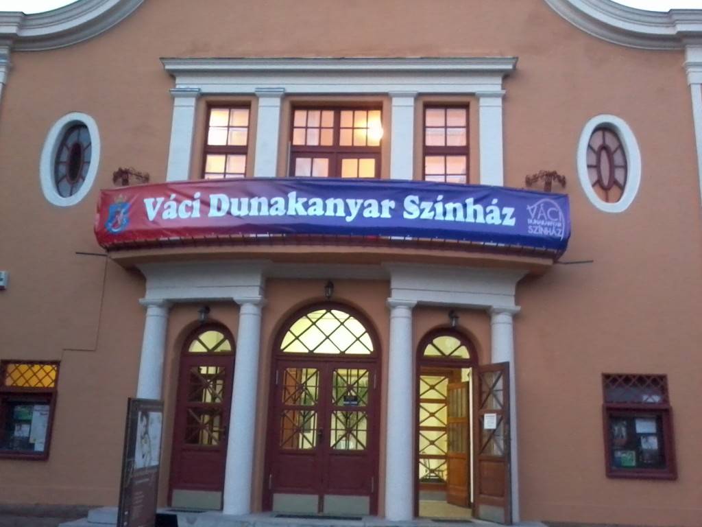 Dunakanyar Színház