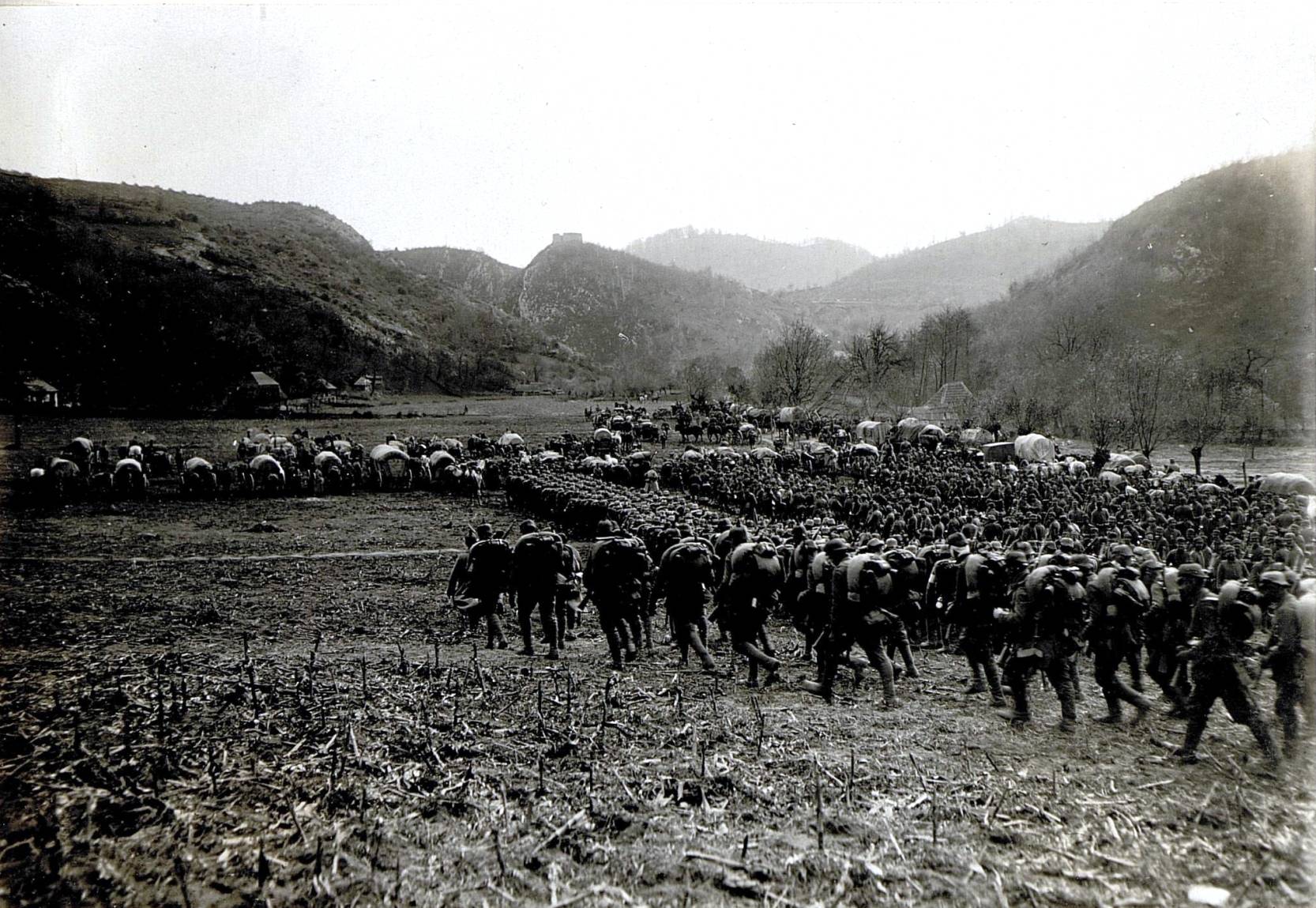 Német csapatok, útban Petrozsény felé