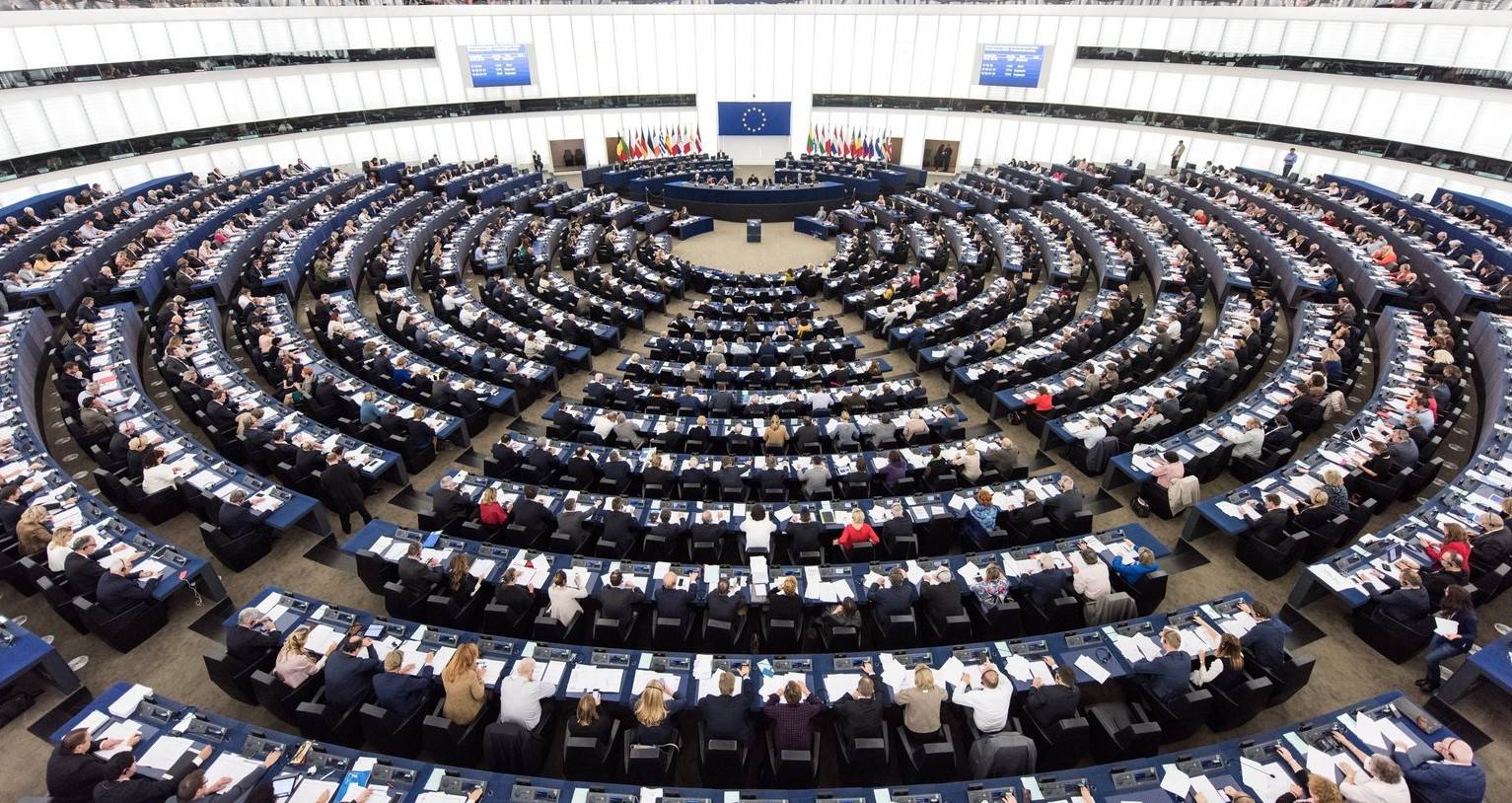 európai parlament