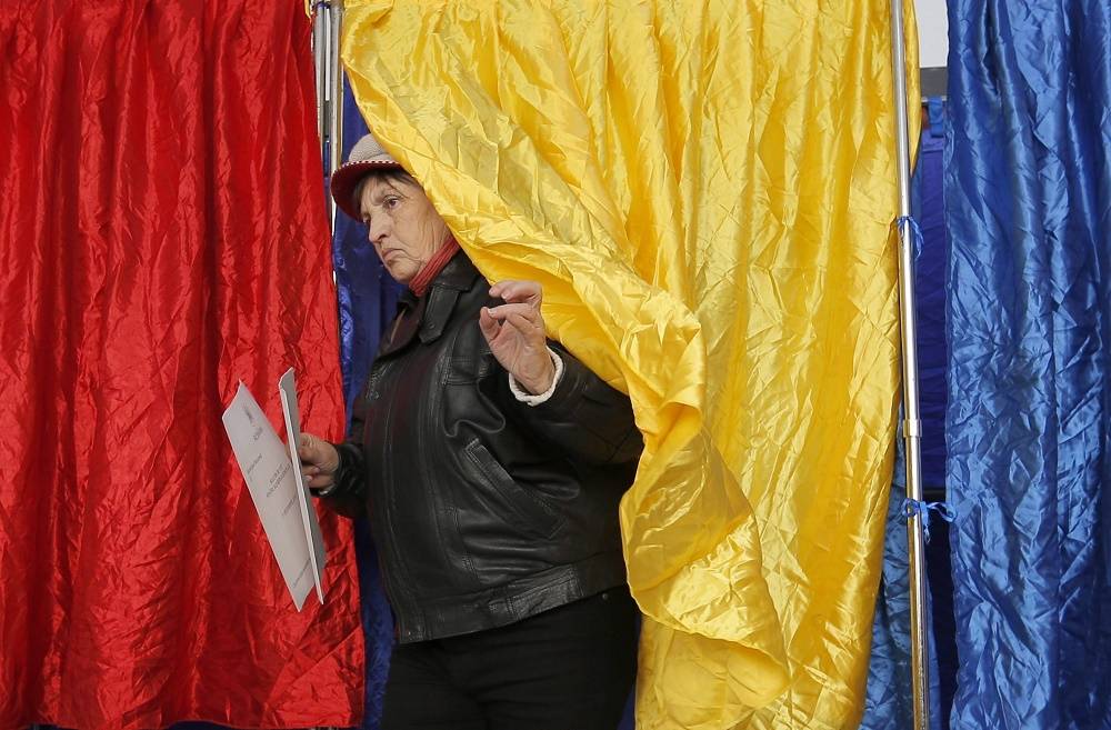 román választás