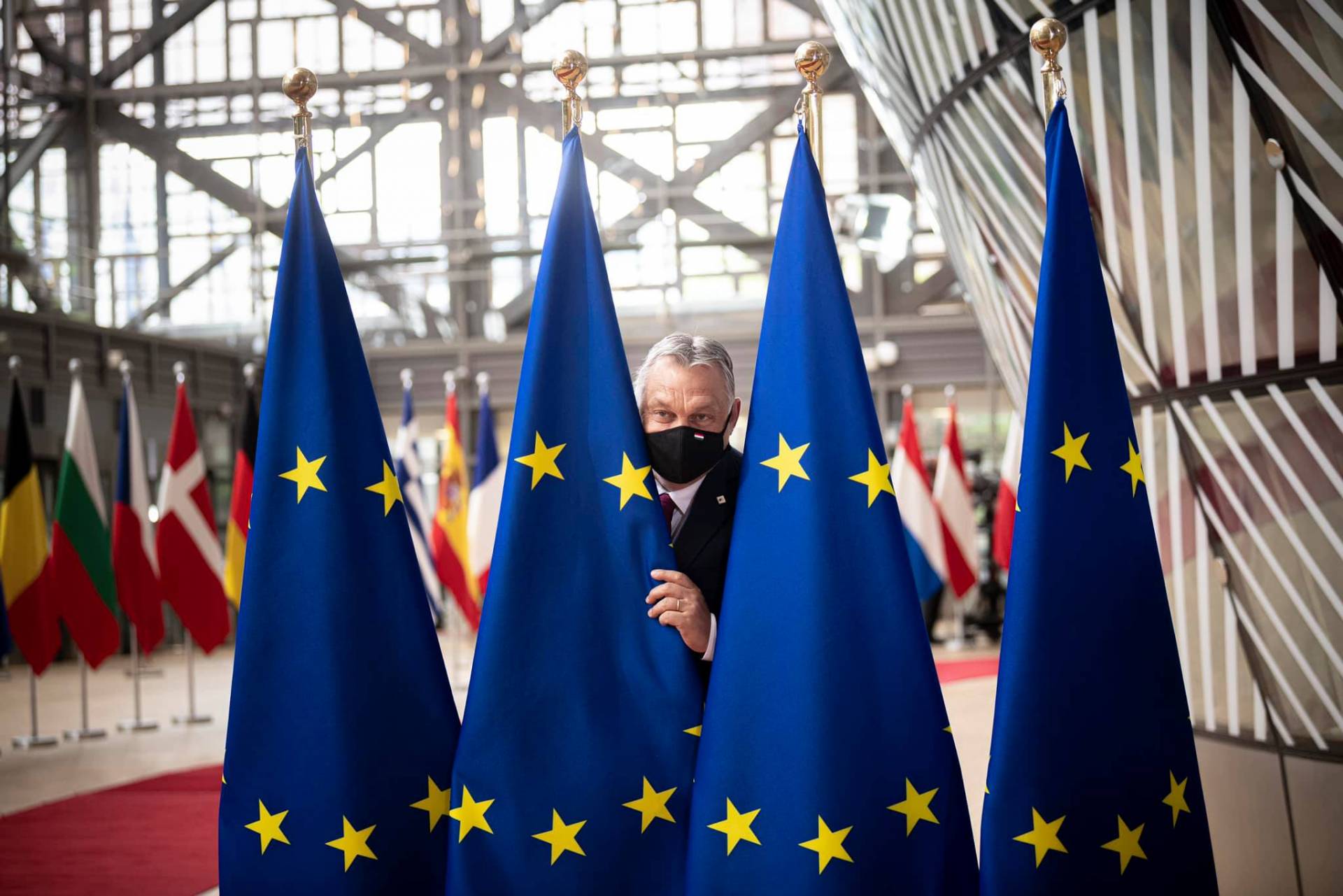 Orbán Viktor EU-csúcs, Facebook