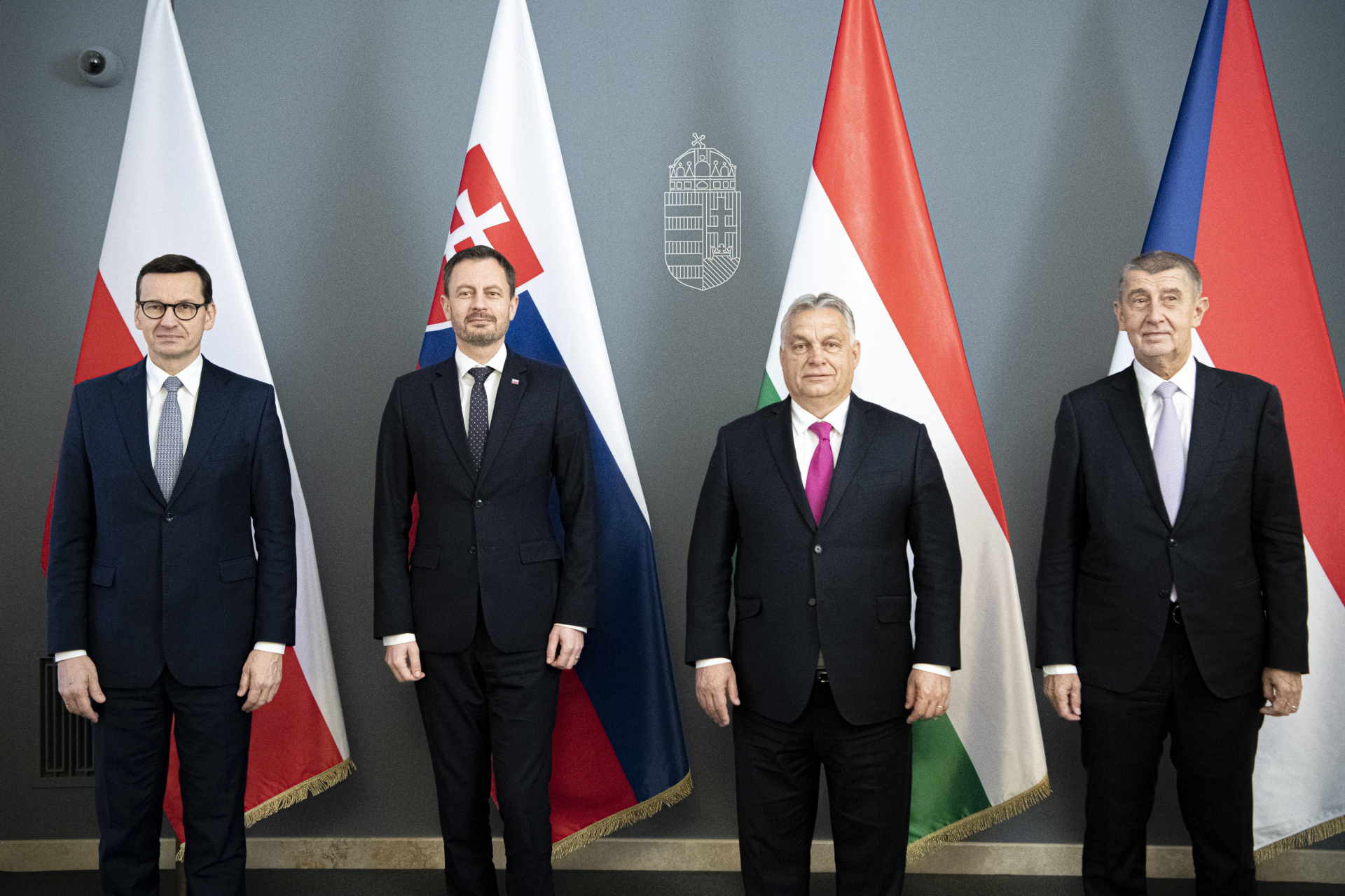 Mateusz Morawiecki, Eduard Heger, Orbán Viktor, Andrej Babis, Visegrádi Négyek, V4