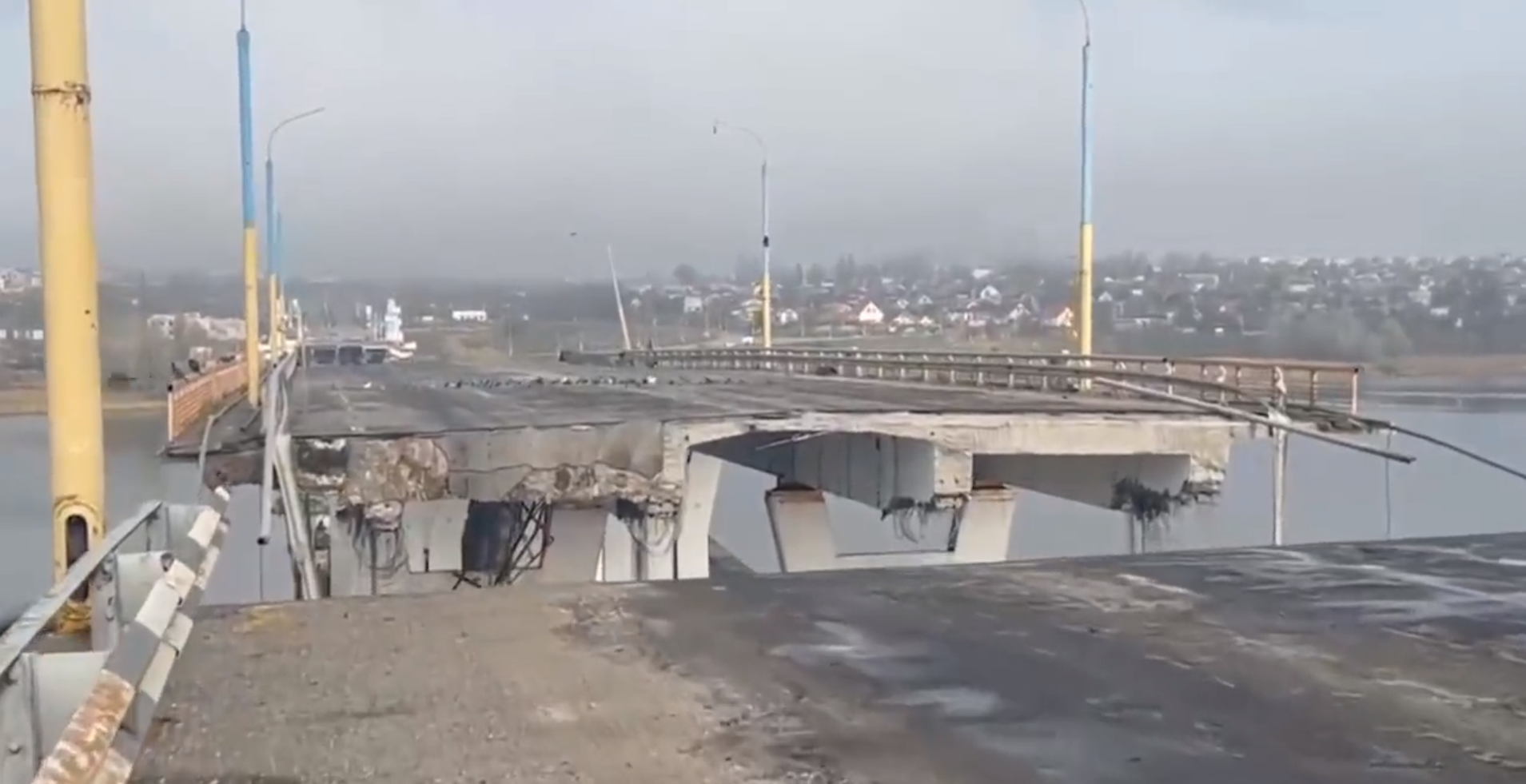 Ukrajna, ukrán, háború, Antonovkai híd, Herszon