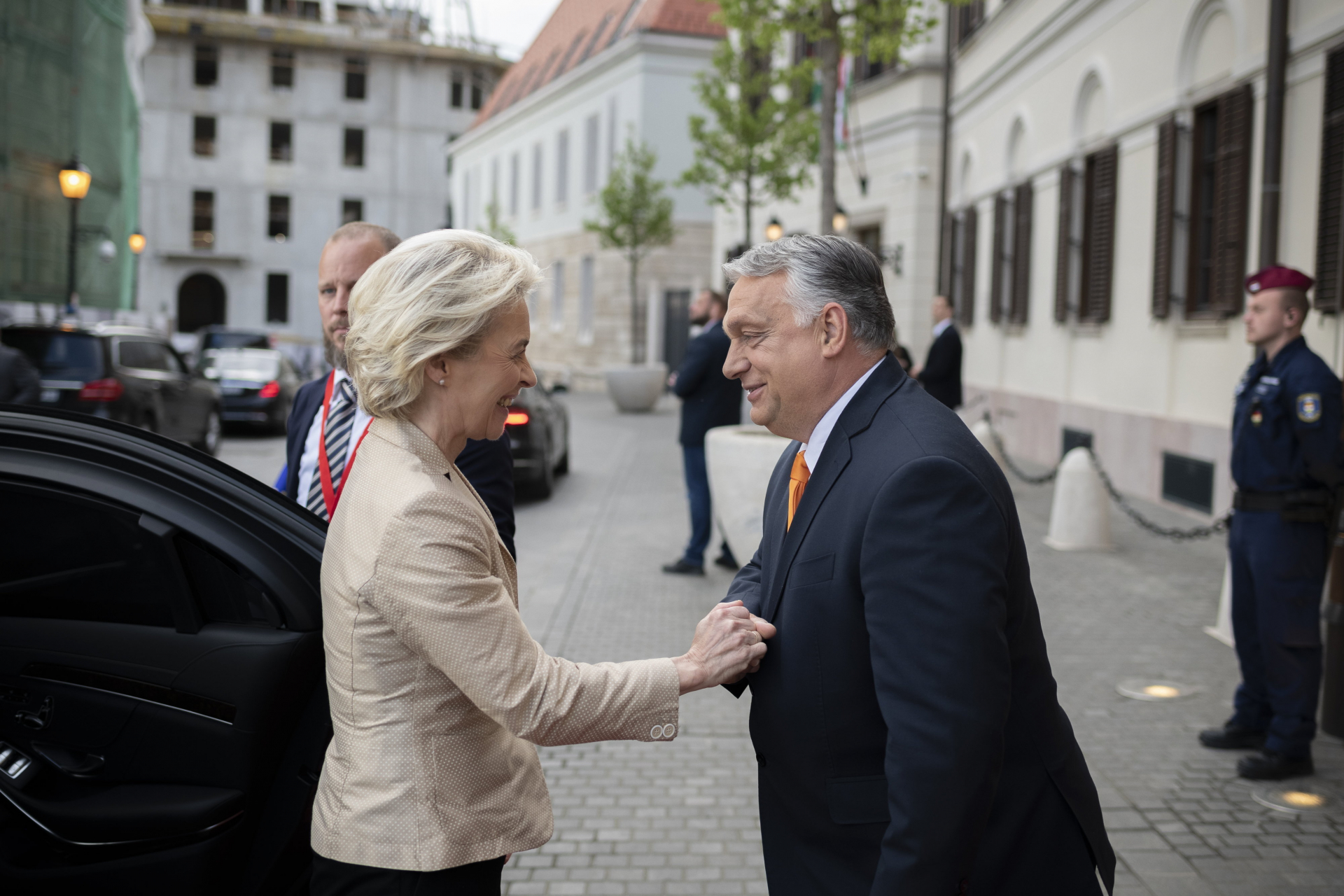 Orbán Viktor, Ursula von der Leyen
