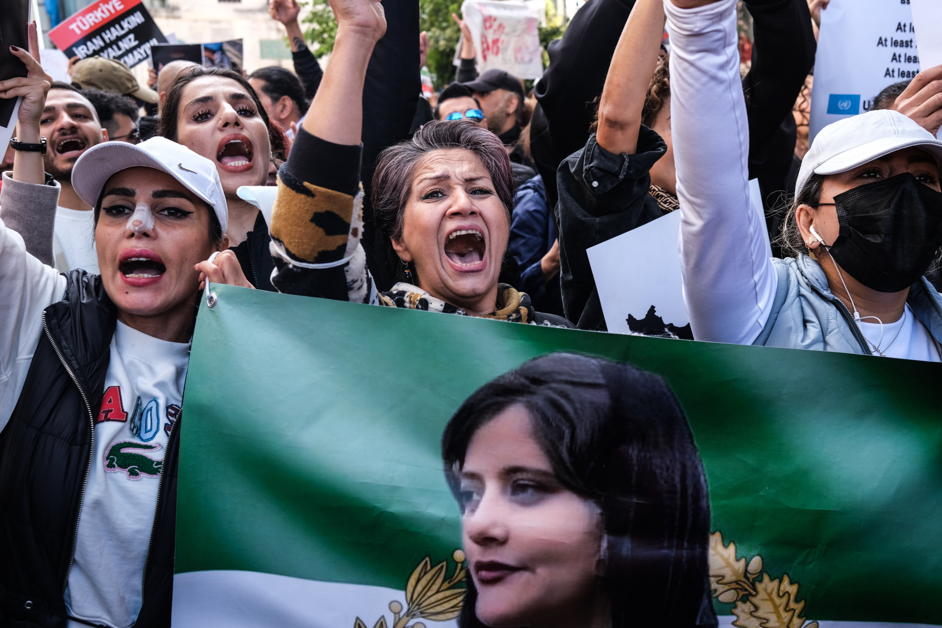 iráni tüntetések