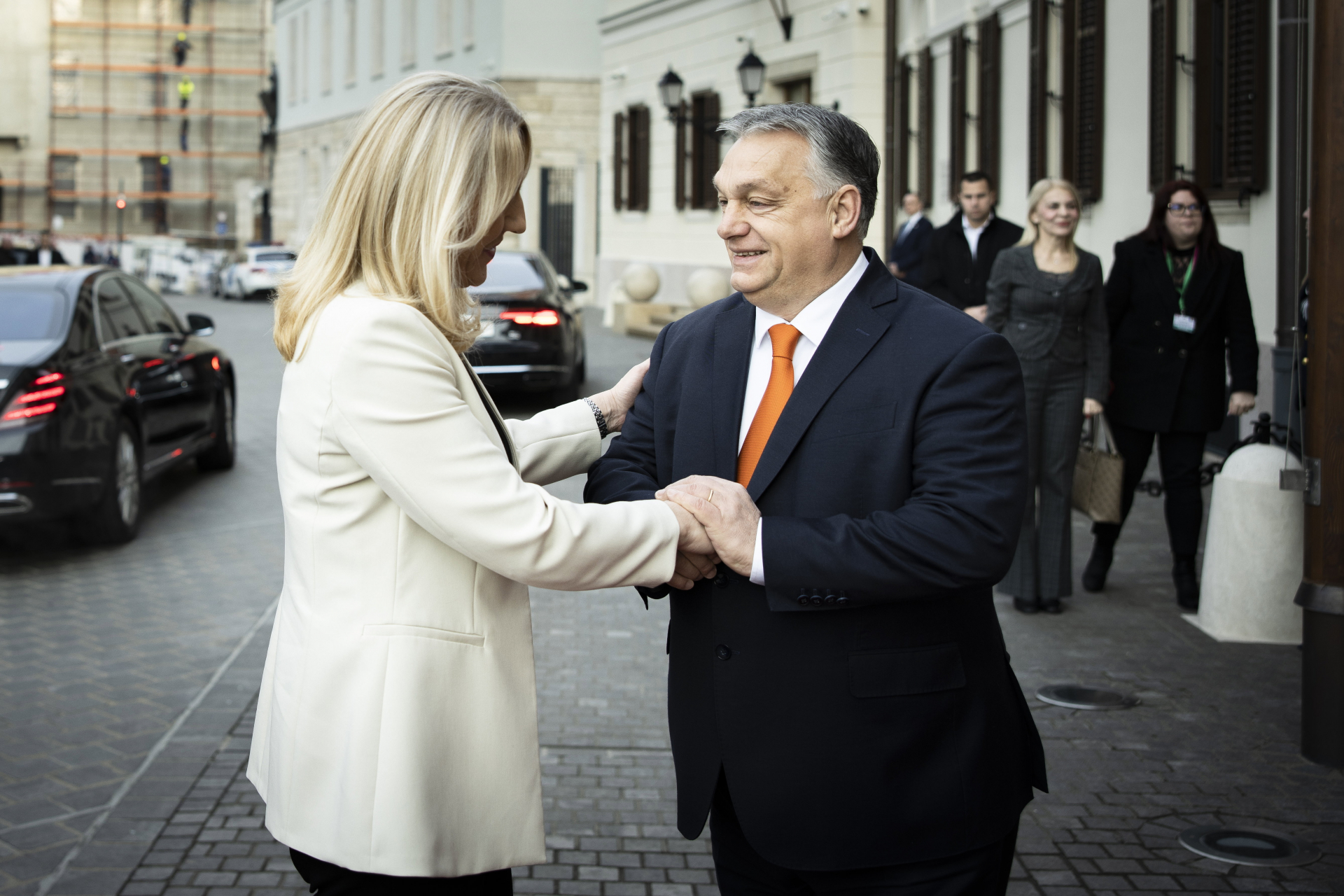 Orbán Viktor, Zeljka Cvijanovic